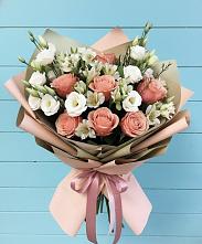 Букет цветов из:  Розы, Альстромерии и Лизиантусы в Уркарахе