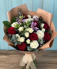Букет цветов из:  Розы и Альстромерии в Уркарахе