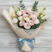 Букет цветов из:  Лизиантусы в Уркарахе