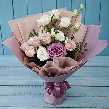 Букет цветов из:  Розы и Лизиантусы в Уркарахе