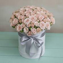 Цветочная композиция из Розы в шляпной коробке в Уркарахе