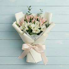 Букет цветов из:  Альстромерии в Уркарахе