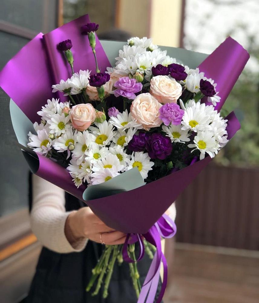 Букет цветов из: Хризантемы, Гвоздики и Розы в Уркарахе