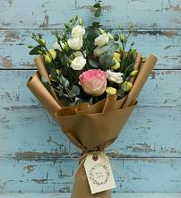 Букет цветов из:  Розы и Лизиантусы #REPLACE_PRED# Уркарахе